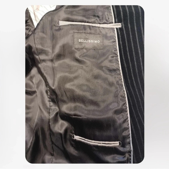 Bellissimo Velvet Black Grey Pinstripe Blazer Size  44R - Picture 11 of 11